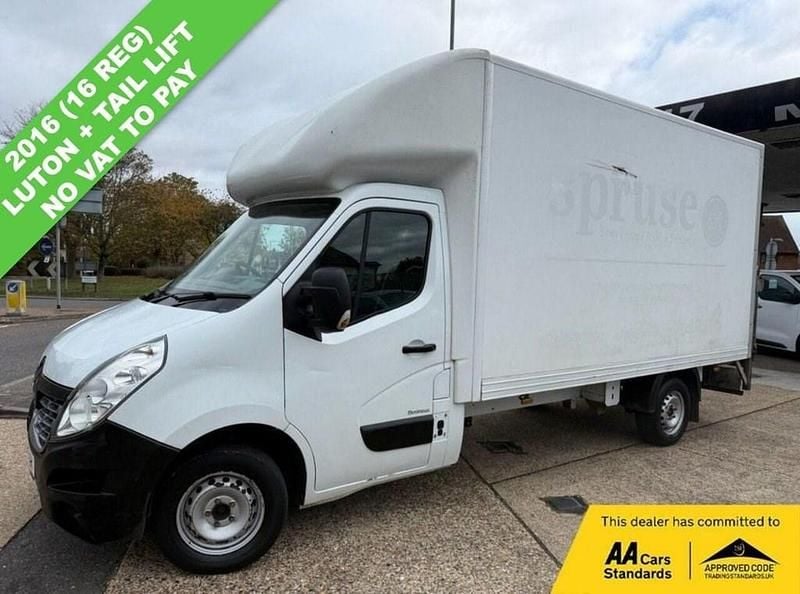 White Used 2016 Renault Master Business Van | £10,990 (Expensive) - Image 1/4