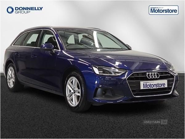 Used Audi A4 Comfort 163 HP (119 kW) 2023 Blue Estate