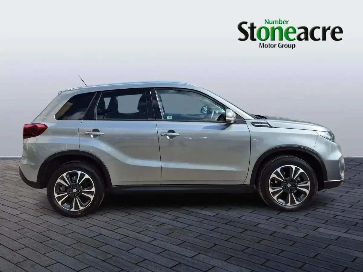 Second-hand Suzuki Vitara SZ5 116 CP (85 kW) 2024 Gri SUV