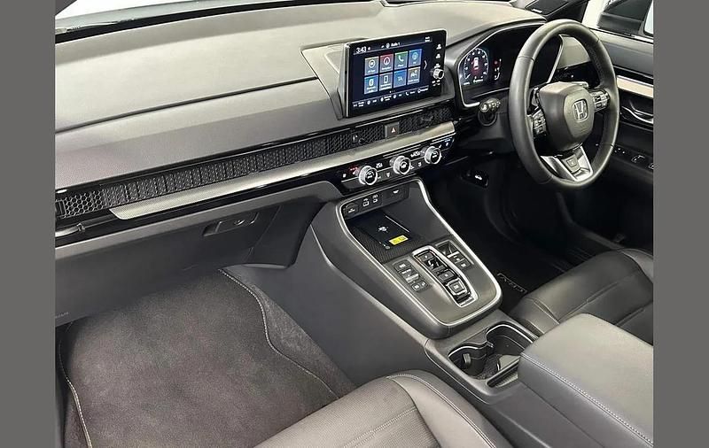 Used Honda CR-V Advance 184 HP (135 kW) 2024 White SUV