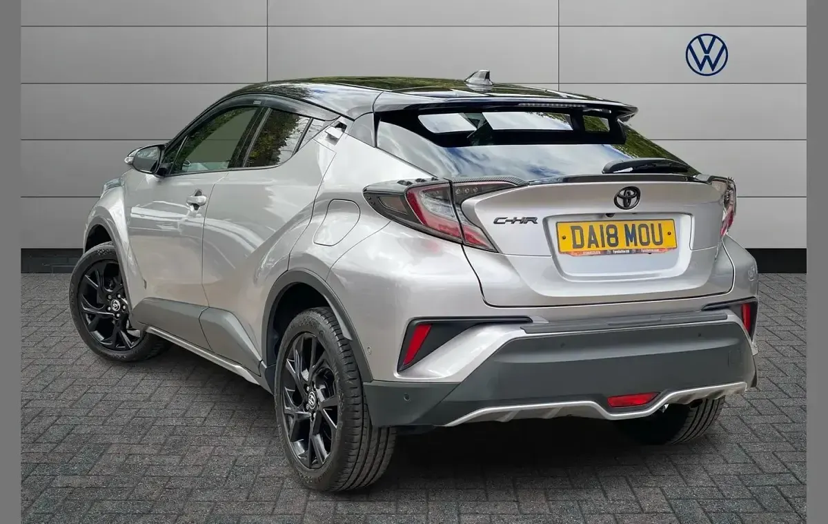 Used Toyota C-HR 116 HP (85 kW) 2018 Silver SUV