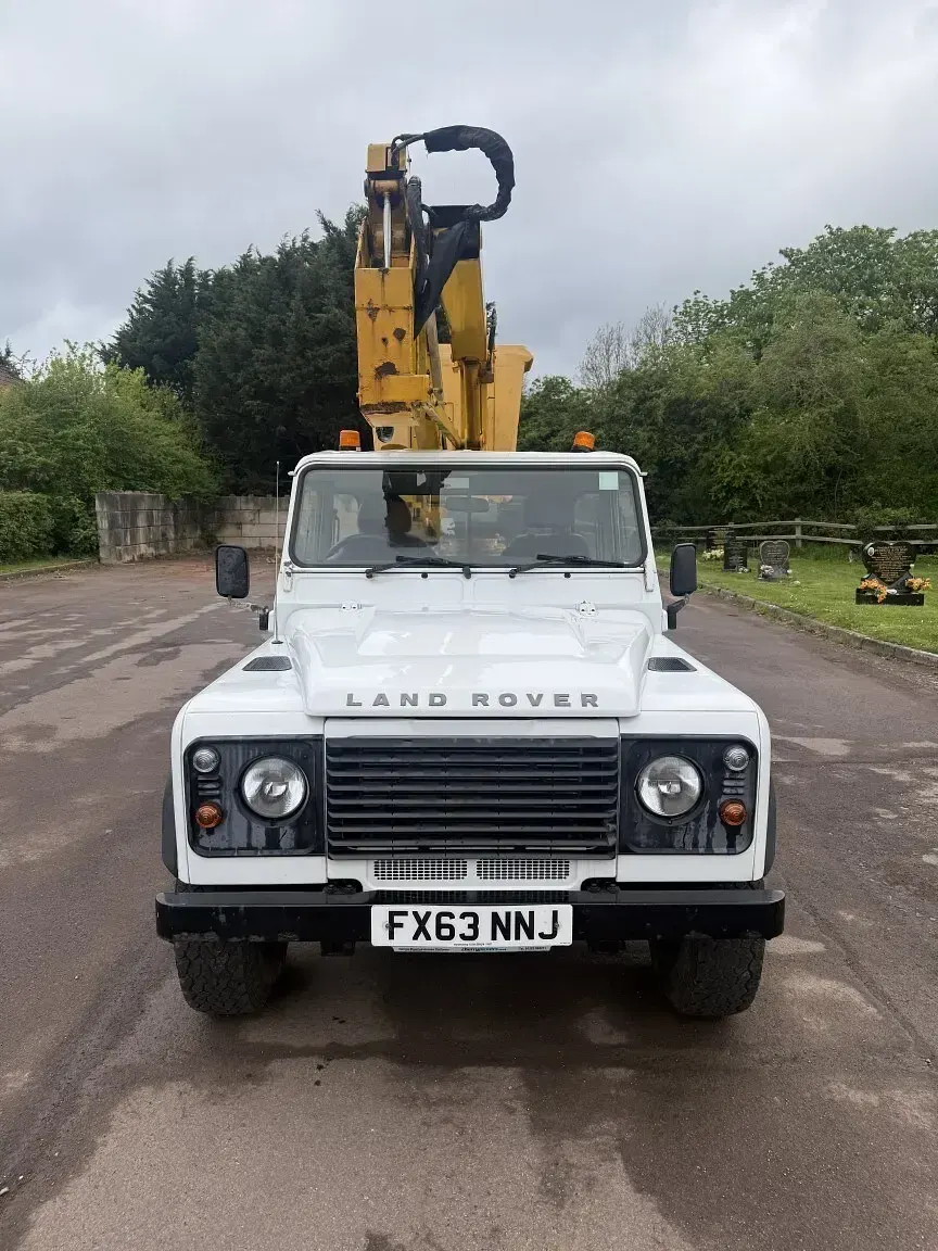 Used Land Rover Defender 2013 White Cabriolet