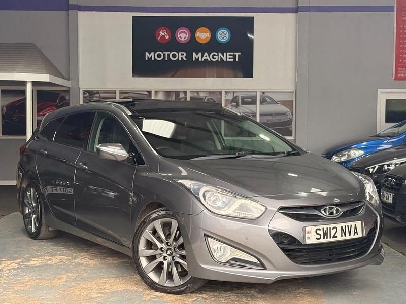 Used Hyundai i40 Premium 136 HP (100 kW) 2012 Silver Estate