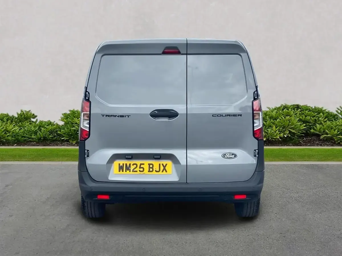 Used Ford Transit Courier S 100 HP (73 kW) 2025 Silver Van