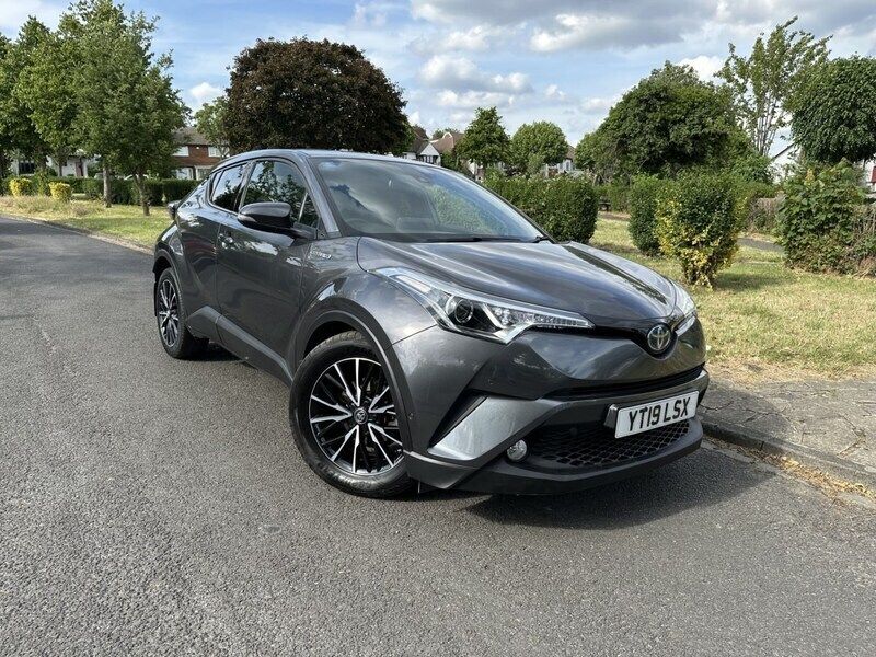 Grey Used 2019 Toyota C-HR SUV | £12,475 (Super price) - Image 1/4