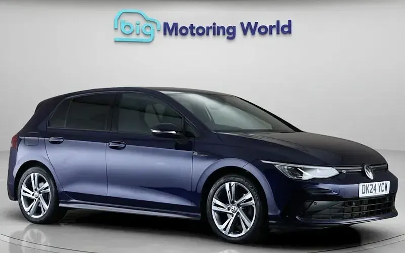 Used VW Golf VIII R-line 150 HP (110 kW) 2023 Hatchback