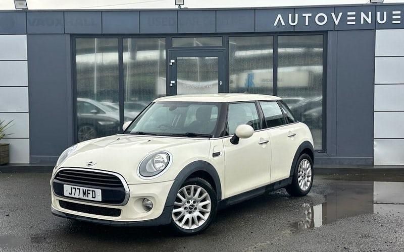 Used Mini Cooper D Hatch 116 HP (85 kW) 2016 White Hatchback
