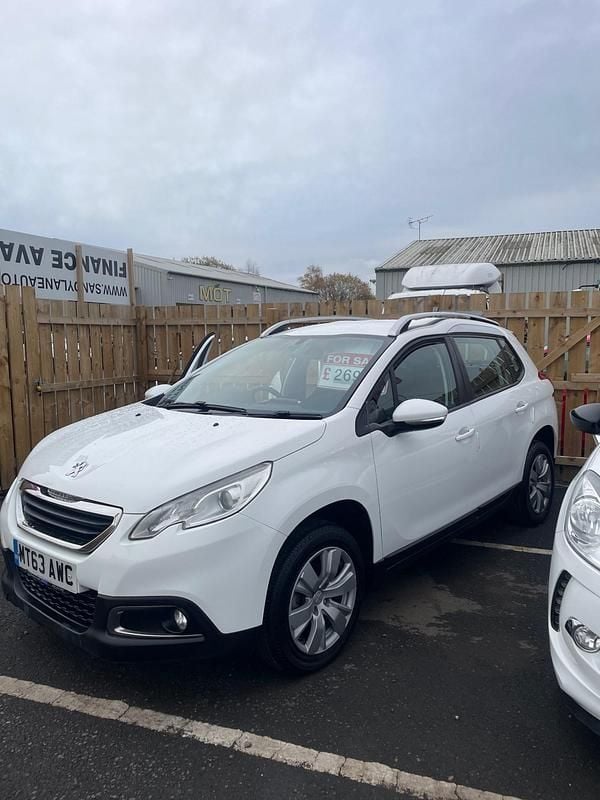 White Used 2013 Peugeot 2008 Active SUV | £2,650 (Super price) - Image 1/4