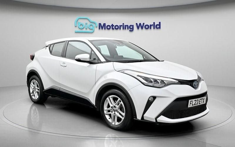 Used Toyota C-HR 122 HP (89 kW) 2023 SUV