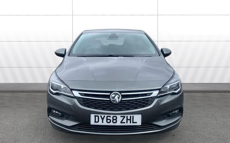 Used Vauxhall Astra Elite 200 HP (147 kW) 2018 Grey Hatchback