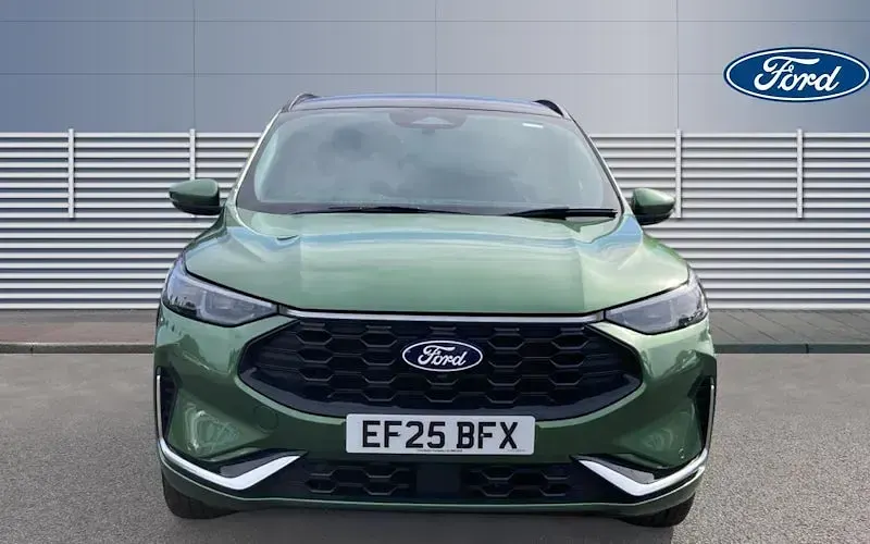 Begagnad Ford Kuga ST-Line X 242 HK (177 kW) 2026 SUV