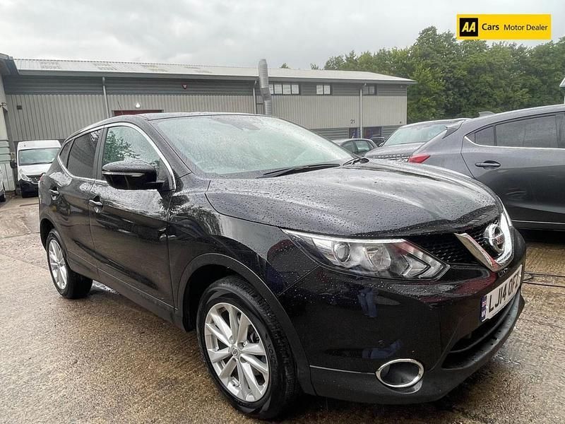 Black Used 2014 Nissan Qashqai Acenta Premium SUV | £9,500 (Good price) - Image 1/4