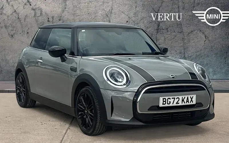 Used Mini Cooper Exclusive 136 HP (100 kW) 2022 Hatchback