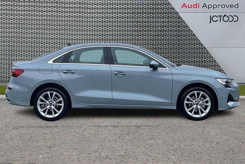 Begagnad Audi A3 Sport 2025 Sedan