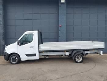 Used Nissan Interstar Tekna 130 HP (95 kW) 2023 White Van