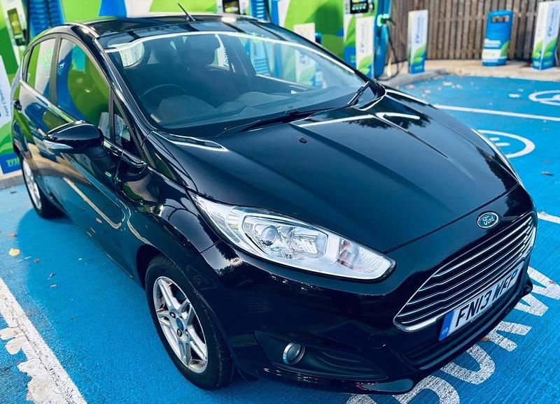 Used Ford Fiesta Zetec 2013 Black Hatchback