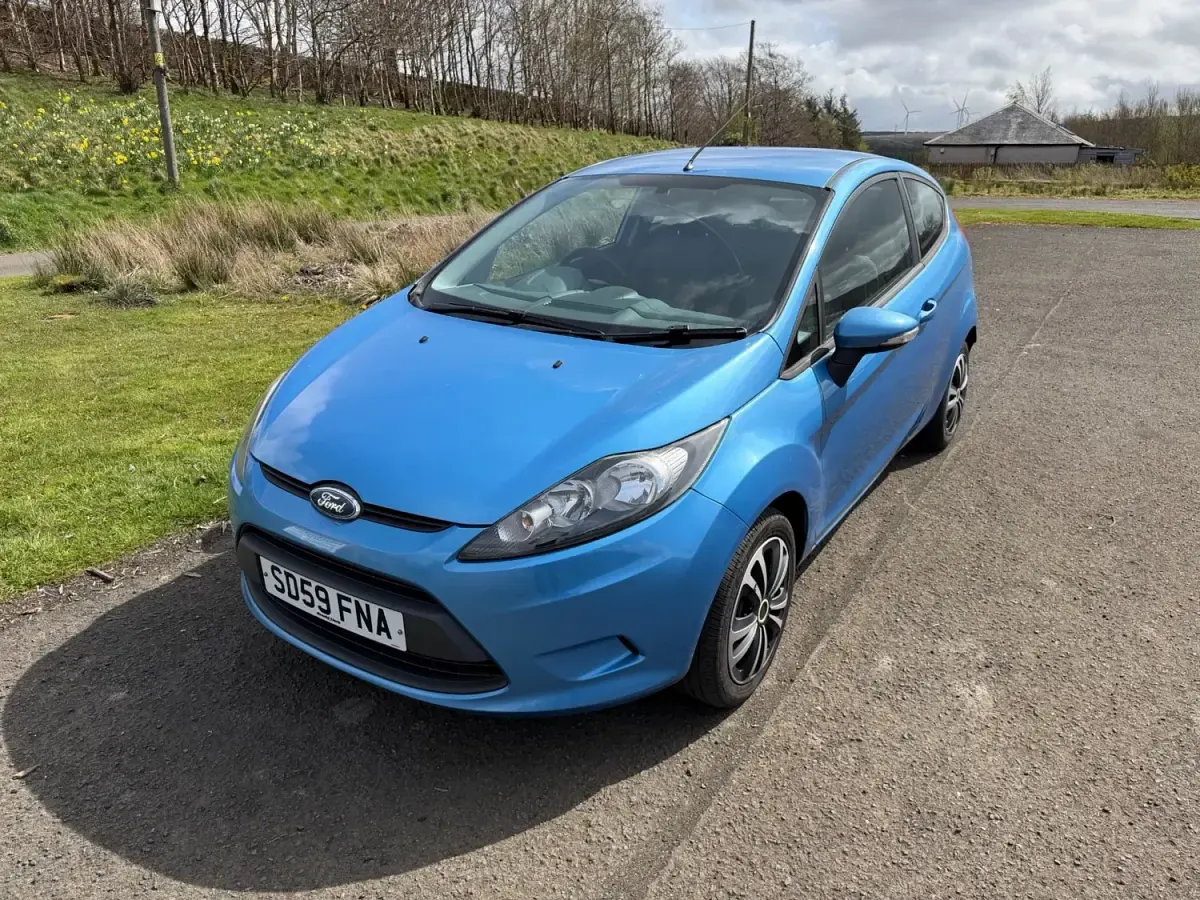 Second-hand Ford Fiesta Style 2009 Albastru Hatchback