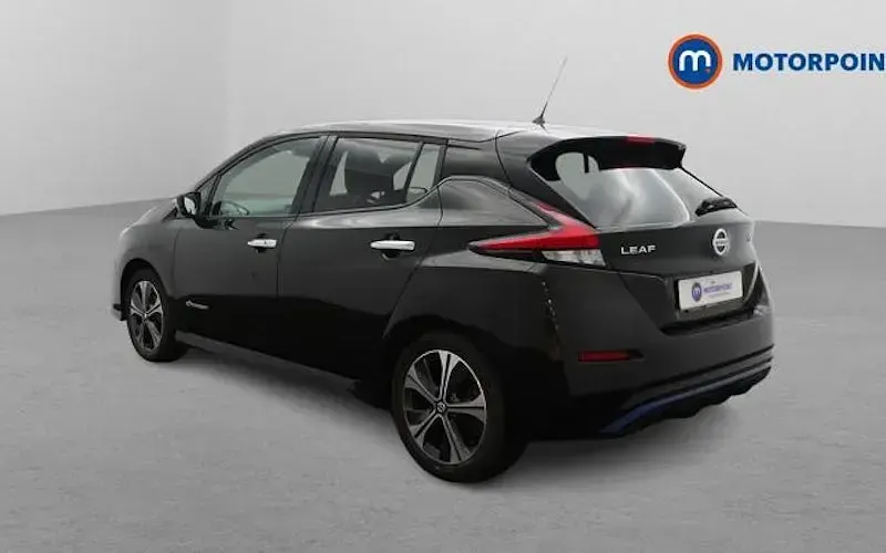 Used Nissan Leaf N-Connecta 110 kW (150 HP) 2020 Black Hatchback