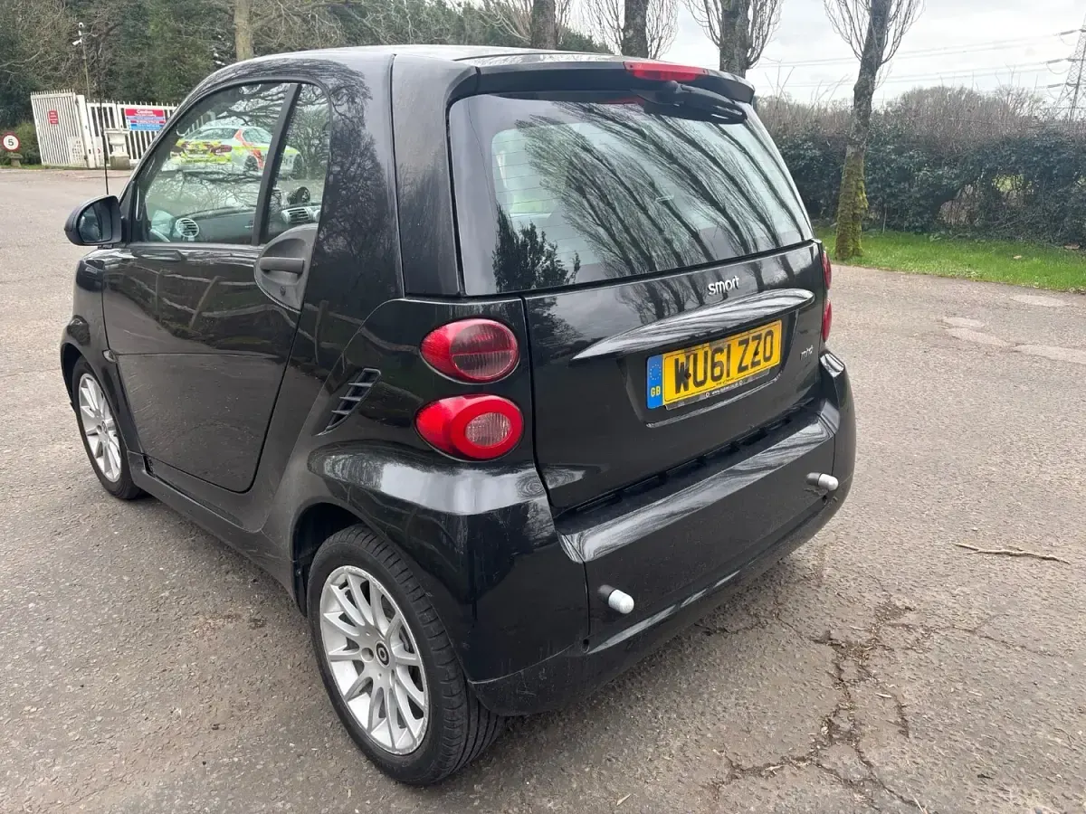 Used Smart ForTwo Coupé Passion 2011 Black Coupe