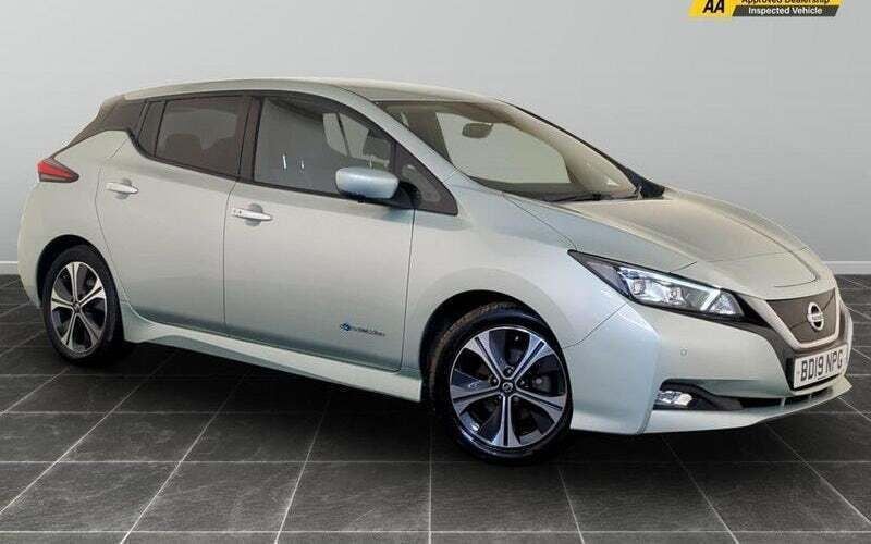 Used 2021 Nissan Leaf Tekna Hatchback | £7,495 (Good price) - Image 1/2