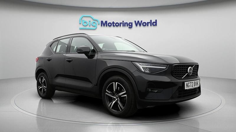 Used Volvo XC40 Plus 197 HP (144 kW) 2022 Black SUV