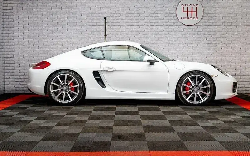 Used Porsche Cayman 315 HP (231 kW) 2015 Coupe