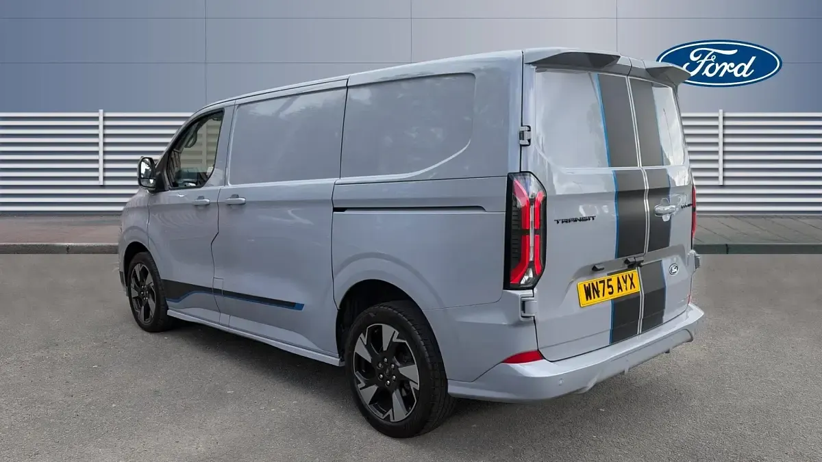 Used Ford Transit Custom Sport 170 HP (125 kW) 2025 Van
