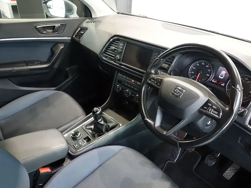 Begagnad Seat Ateca SE Technology 150 HK (110 kW) 2019 Grå SUV