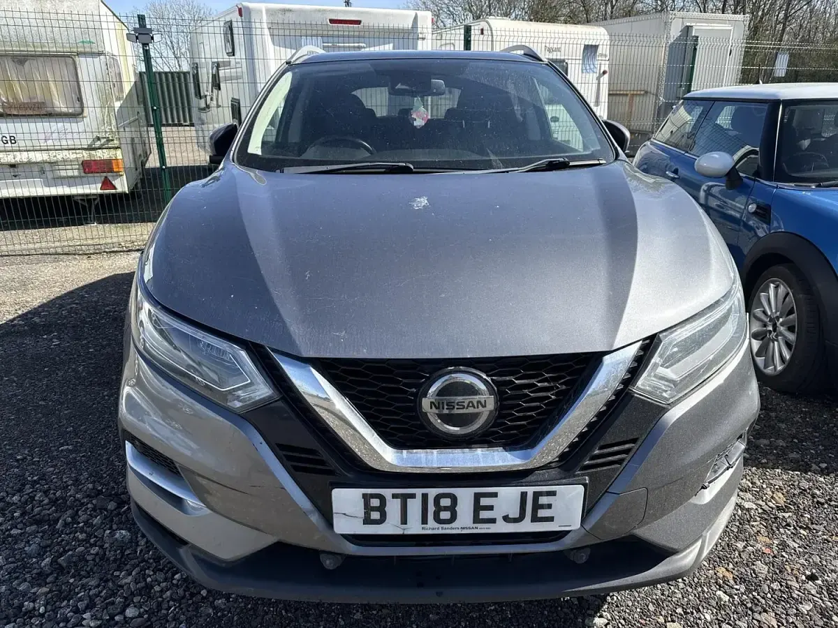 Used Nissan Qashqai Tekna 110 HP (80 kW) 2018 Grey SUV