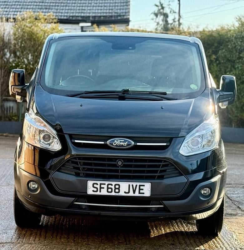 Used Ford Tourneo Custom Titanium 2018 Black Van