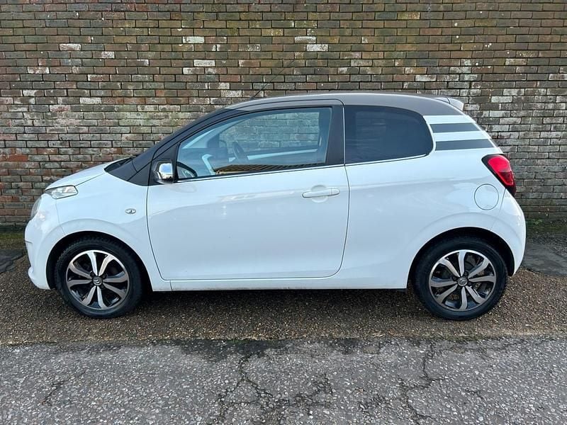 Used Citroën C1 Flair 82 HP (60 kW) 2015 White Hatchback