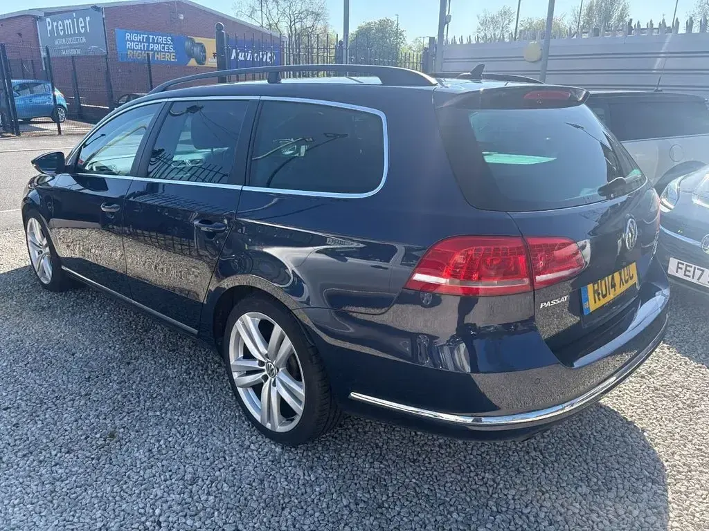 Used VW Passat Executive 2014 Blue Estate