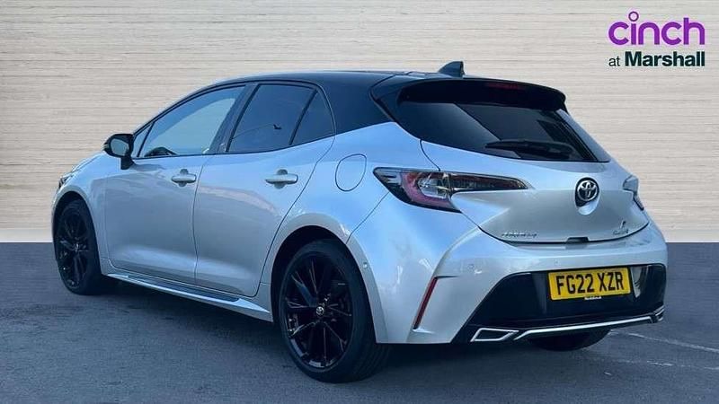 Used Toyota Corolla Sport 184 HP (135 kW) 2022 Silver Hatchback