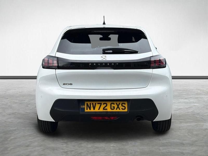 Second-hand Peugeot 208 Active+ 74 CP (54 kW) 2023 Alb Hatchback