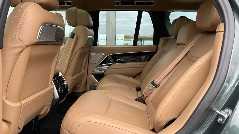 Used Land Rover Range Rover Autobiography 400 HP (294 kW) 2024 Green SUV