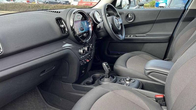 Used Mini Cooper Countryman Classic 134 HP (98 kW) 2022 Blue SUV