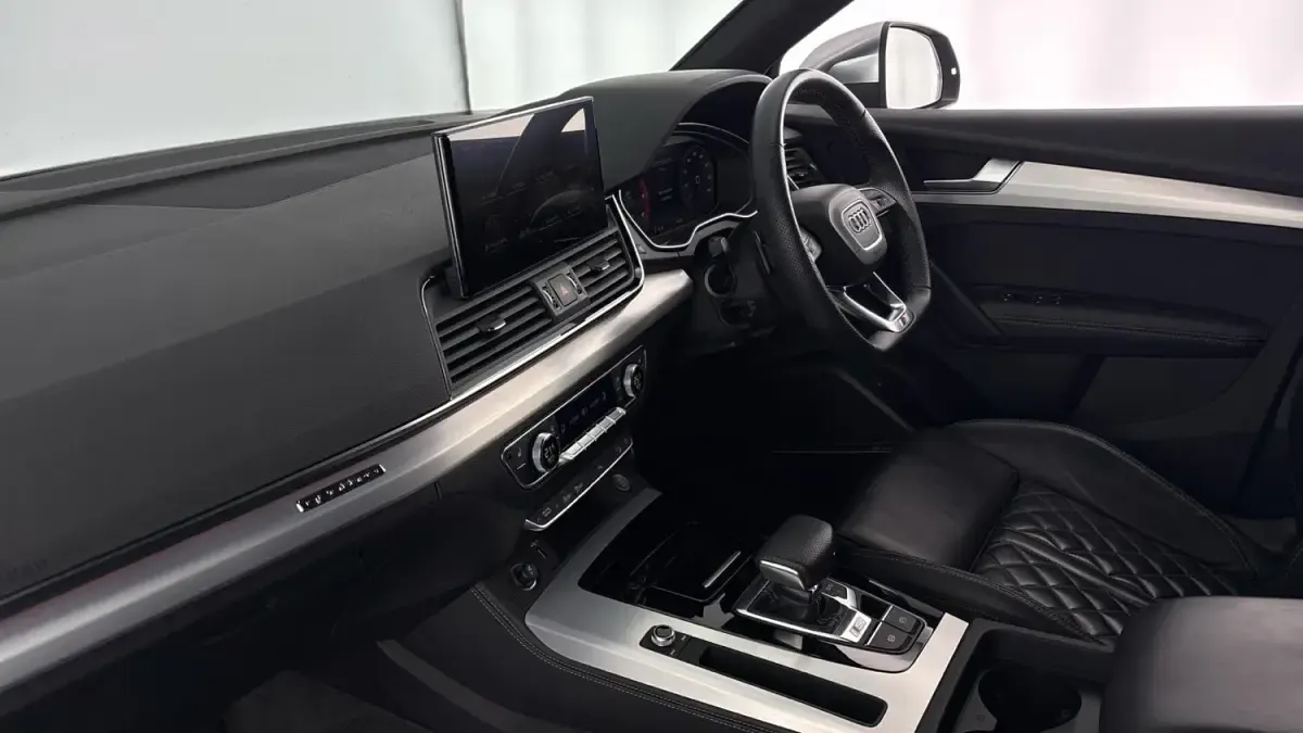 Begagnad Audi SQ5 Comfort 341 HK (250 kW) 2023 Grå SUV