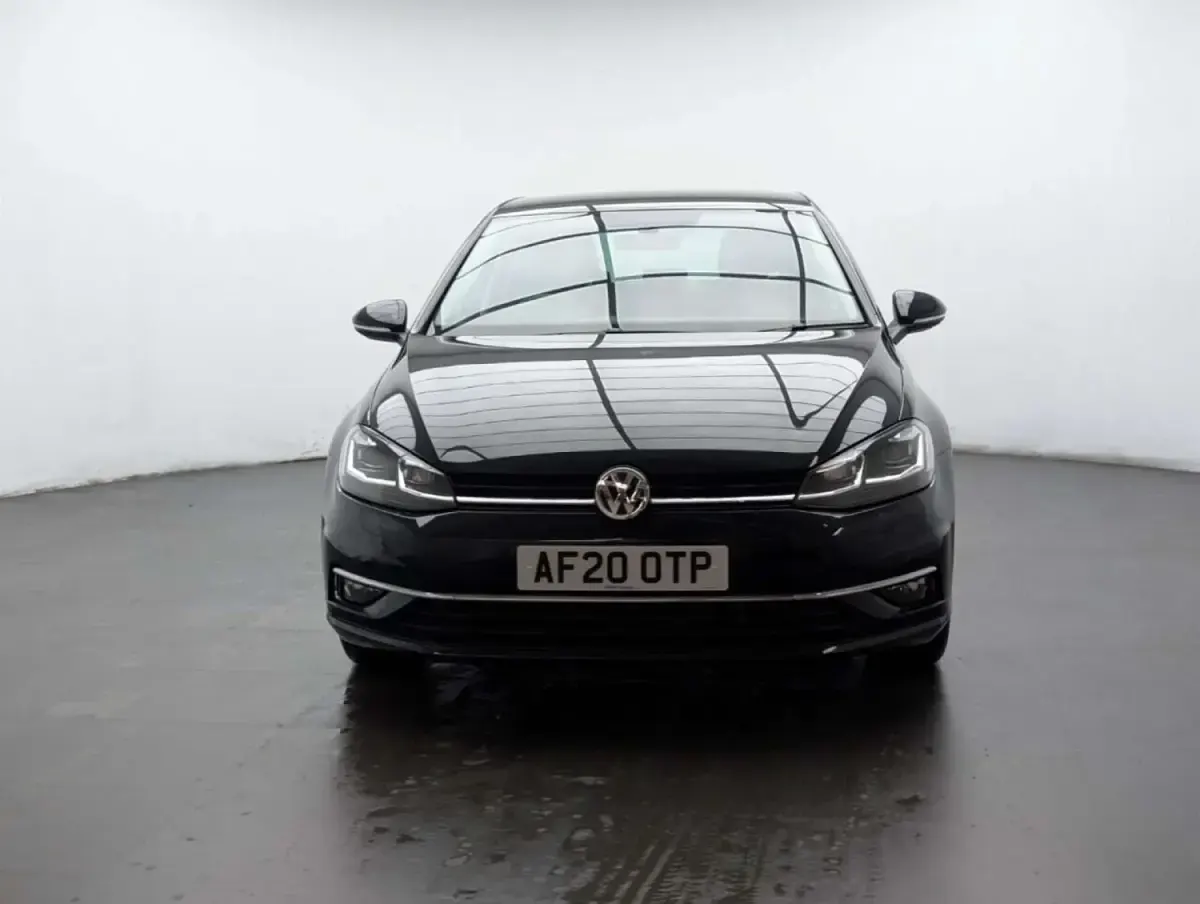 Używany VW Golf VII Edition 150 KM (110 kW) 2020 Czarny Hatchback