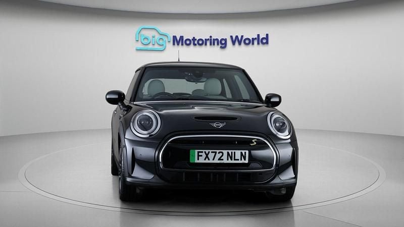 Used Mini Cooper S Hatch 135 kW (184 HP) 2022 Black Hatchback