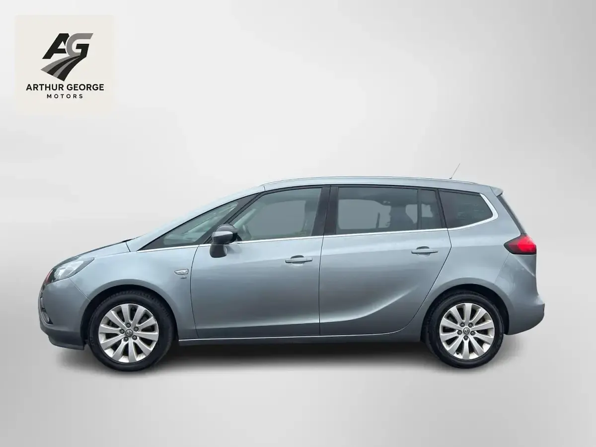 Used Vauxhall Zafira 163 HP (119 kW) 2013 Silver MPV