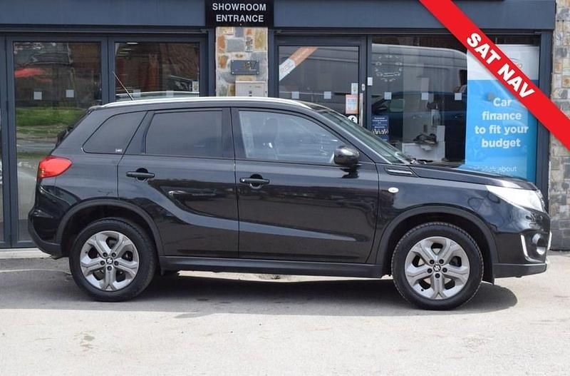 Black Used 2018 Suzuki Vitara SZ-T Hatchback | £8,800 (Fair price) - Image 1/4