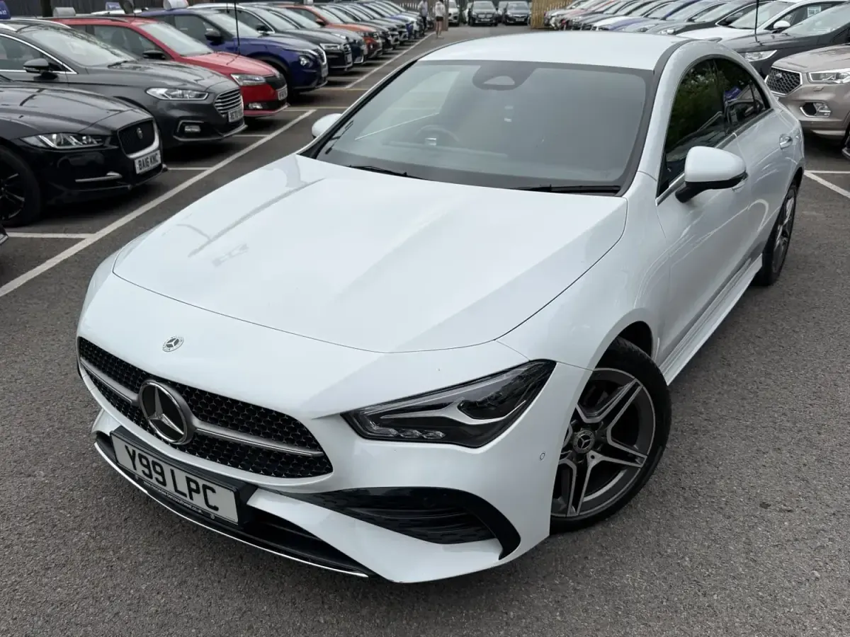 Occasion Mercedes CLA200 AMG line 2023 Blanc Berline