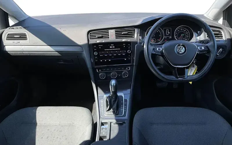 Used VW Golf VII Edition 150 HP (110 kW) 2020 White Hatchback