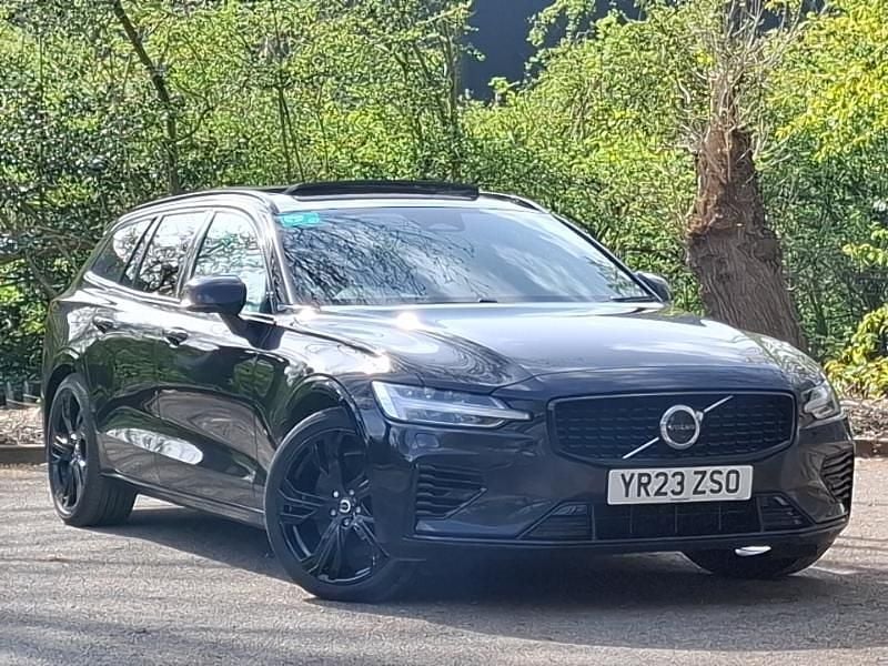 Used Volvo V60 Ultimate 350 HP (257 kW) 2023 Black Estate