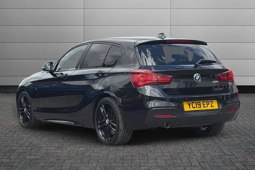 Used BMW 118 M Sport 134 HP (98 kW) 2019 Black Hatchback