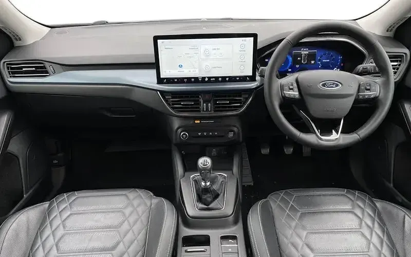 Used Ford Focus Active X 125 HP (91 kW) 2023 Blue Estate