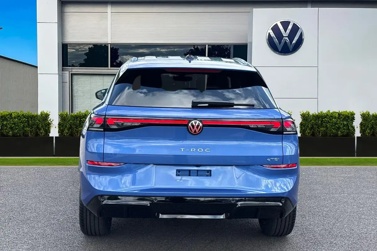 New VW T-Roc R-line 2026 Blue SUV
