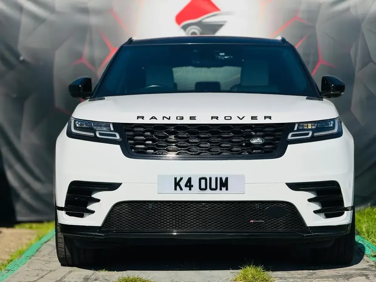 Used Land Rover Range Rover Velar HSE Dynamic 250 HP (183 kW) 2021 White SUV