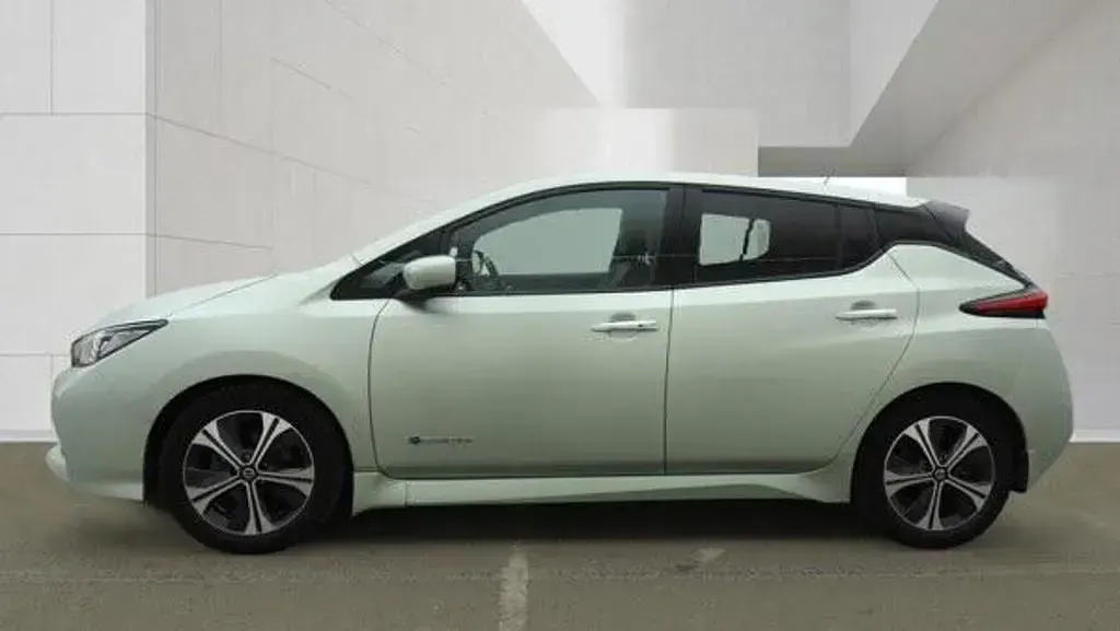 Used Nissan Leaf Tekna 39 kW (54 HP) 2019 Hatchback