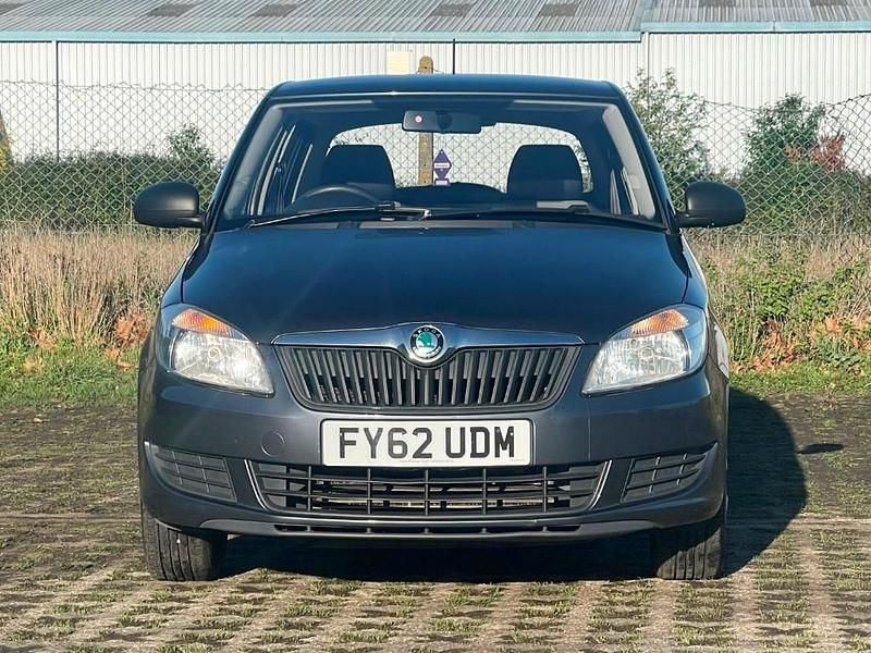 Used Skoda Fabia 88 HP (64 kW) 2012 Grey Hatchback